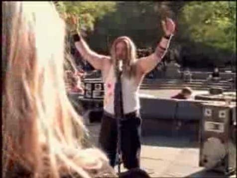 bscap1014 - Avril Lavigne TV Commercial