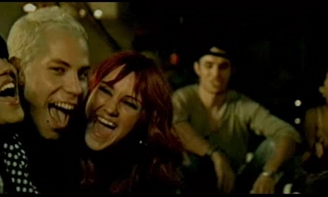 5179 - RBD - Besame Sin Miedo Hit