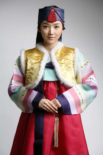 seung-10 - Hanbok - alte poze