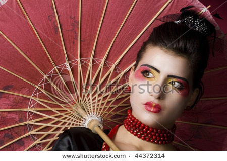 stock-photo-beautiful-geisha-portrait-in-studio-44372314
