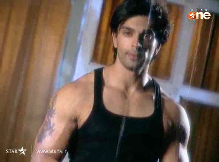 HsdvO - DILL MILL GAYYE KaSh As ArSh Panchgani Rain Scene Caps I