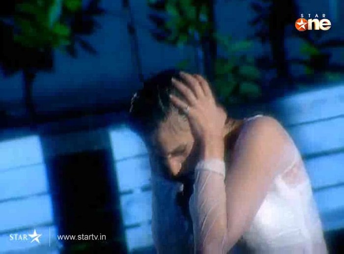 5Uexb - DILL MILL GAYYE KaSh As ArSh Panchgani Rain Scene Caps I