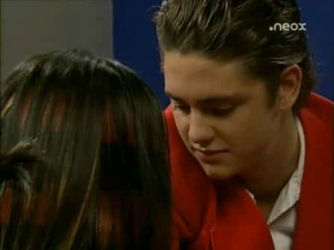 rebelde (747)