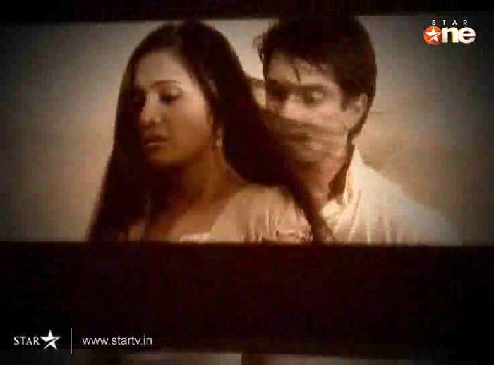 aFsxz - DILL MILL GAYYE KaSh As ArSh Panchgani Rain Scene Caps I
