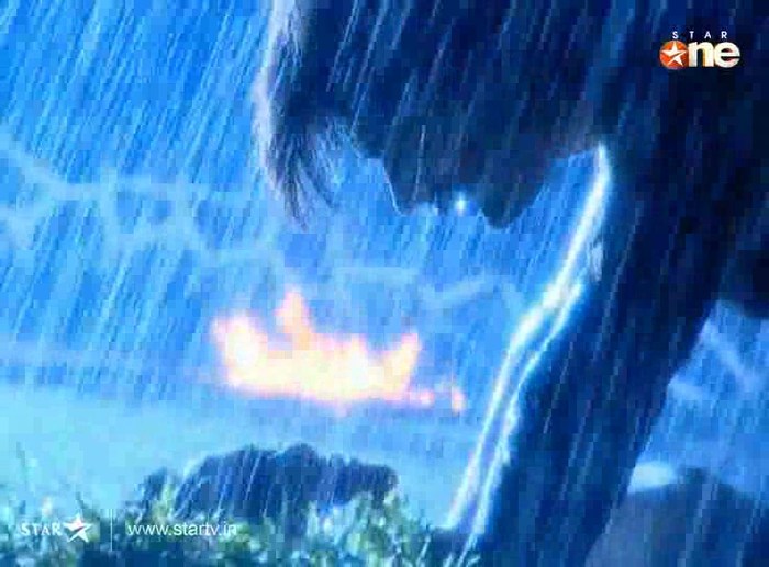 MPPxU - DILL MILL GAYYE KaSh As ArSh Panchgani Rain Scene Caps I