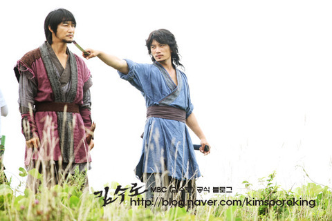 img_5863_kimsooroking[1] - Kim Suro - Regele de Fier 1