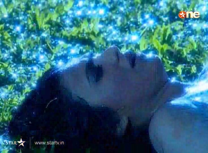 VCWQK - DILL MILL GAYYE KaSh As ArSh Panchgani Rain Scene Caps I