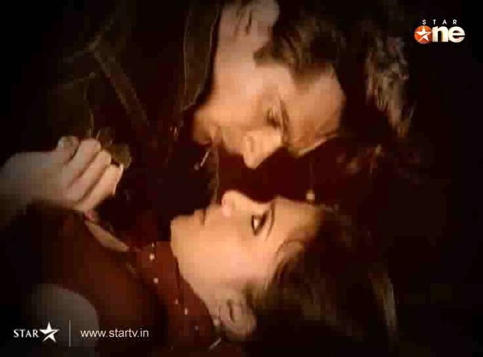 St5mS - DILL MILL GAYYE KaSh As ArSh Panchgani Rain Scene Caps I