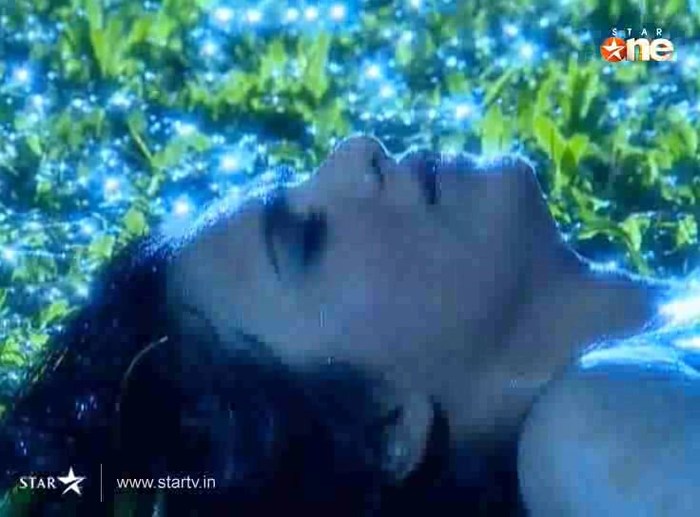 eC9lw - DILL MILL GAYYE KaSh As ArSh Panchgani Rain Scene Caps I