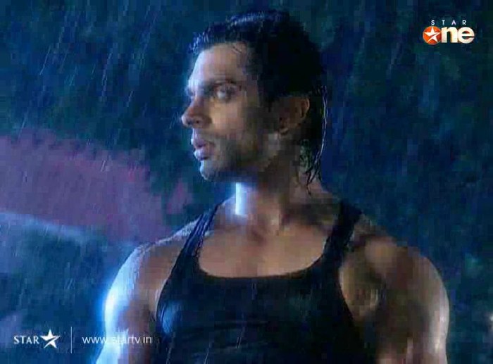 HIFZa - DILL MILL GAYYE KaSh As ArSh Panchgani Rain Scene Caps I