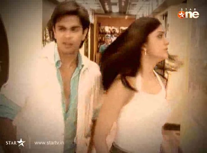 VScz3 - DILL MILL GAYYE KaSh As ArSh Panchgani Rain Scene Caps II