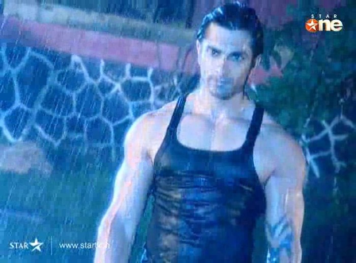 F9yZF - DILL MILL GAYYE KaSh As ArSh Panchgani Rain Scene Caps II