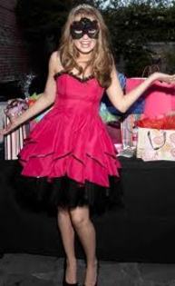 debby ryan mascata - deby ryan2