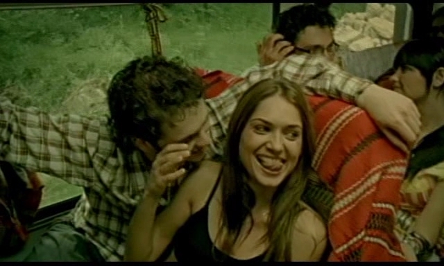2119 - 000Besame sin miedo photos