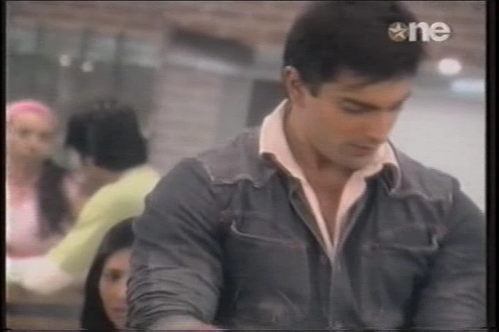 22 - DILL MILL GAYYE KaSh As The Bezt AR Zara Zara Touch Me Kapz I