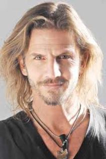 images (67) - Facundo Arana
