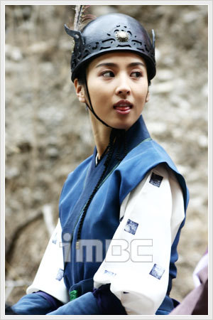 photo_321_1_1_no_40_2 - Printul Jumong - In spatele scenei