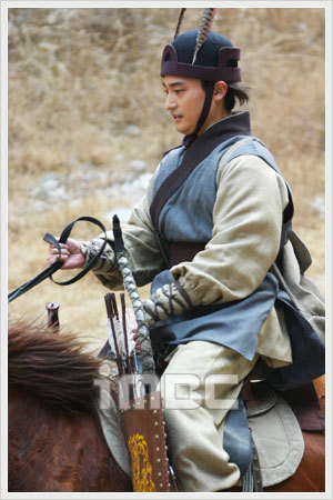 photo_321_1_1_no_42_3 - Printul Jumong - In spatele scenei