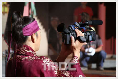 photo_321_1_1_no_91_1 - Printul Jumong - In spatele scenei