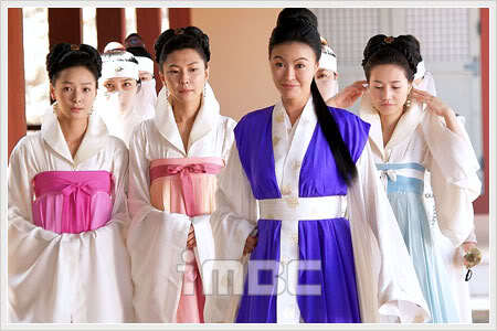 photo_321_1_1_no_108_2 - Printul Jumong - In spatele scenei