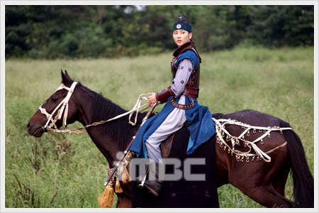 photo_321_1_1_no_147_3 - Printul Jumong - In spatele scenei
