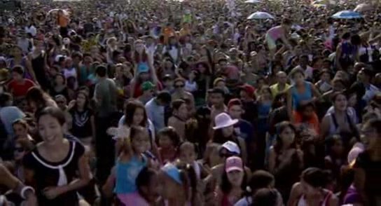 RBD_[Live_In_Brasilia]_2009_DVDRip_Xvid_Audio_Mp3_By_a777LLaN-81