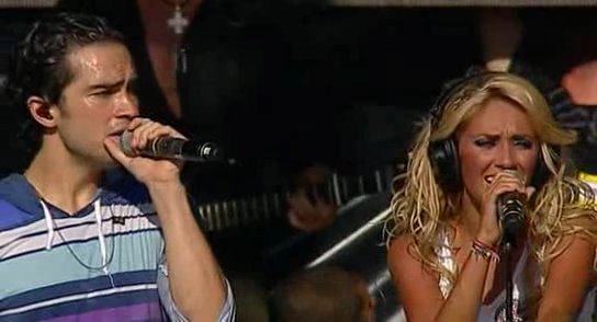 RBD_[Live_In_Brasilia]_2009_DVDRip_Xvid_Audio_Mp3_By_aLLa11111N-144