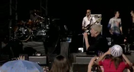RBD_[Live_In_Brasilia]_2009_DVDRip_Xvid_Audio_Mp3_By_aLLaN-43 - Brasilia