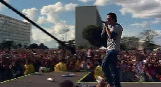 RBD_[Live_In_Brasilia]_2009_DVDRip_Xvid_Audio_Mp3_By_aLLaN-55