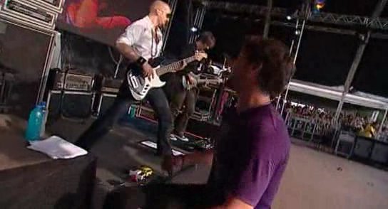 RBD_[Live_In_Brasilia]_2009_DVDRip_Xvid_Audio_Mp3_By_aLLaN-76 - Brasilia