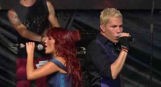 RBD_[Live_In_Brasilia]_2009_DVDRip_Xvid_Audio_Mp3_By_aLLaN-119 - Brasilia