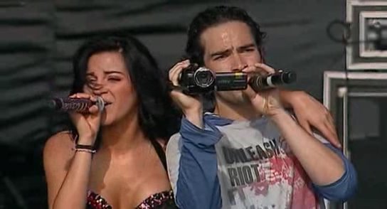 RBD_[Live_In_Brasilia]_2009_DVDRip_Xvid_Audio_Mp3_By_aLLaN-130 - Brasilia