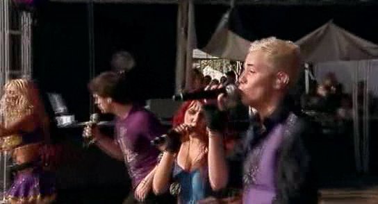 RBD_[Live_In_Brasilia]_2009_DVDRip_Xvid_Audio_Mp3_By_aLLaN-135