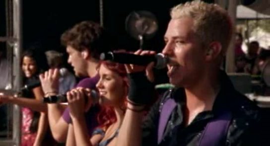 RBD_[Live_In_Brasilia]_2009_DVDRip_Xvid_Audio_Mp3_By_aLLaN-145 - Brasilia
