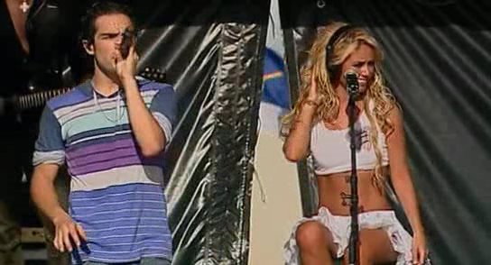 RBD_[Live_In_Brasilia]_2009_DVDRip_Xvid_Audio_Mp3_By_aLLaN-154