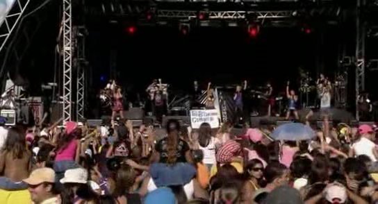RBD_[Live_In_Brasilia]_2009_DVDRip_Xvid_Audio_Mp3_By_aLLaN-777777777787