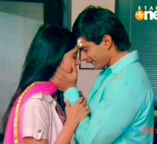284018_140128746068514_100002141692772_257504_2193897_n - xxKaran Singh Grover si Shilpa Anandxx