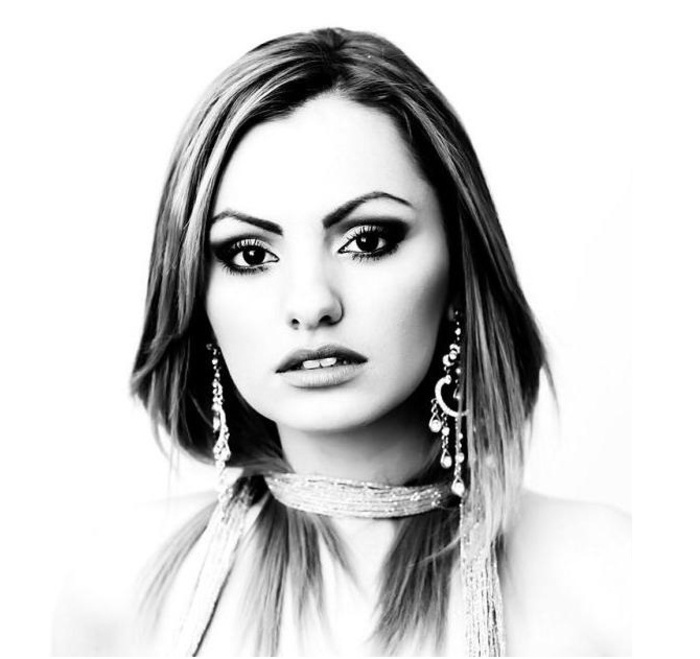Alexandra (61) - alexandra stan
