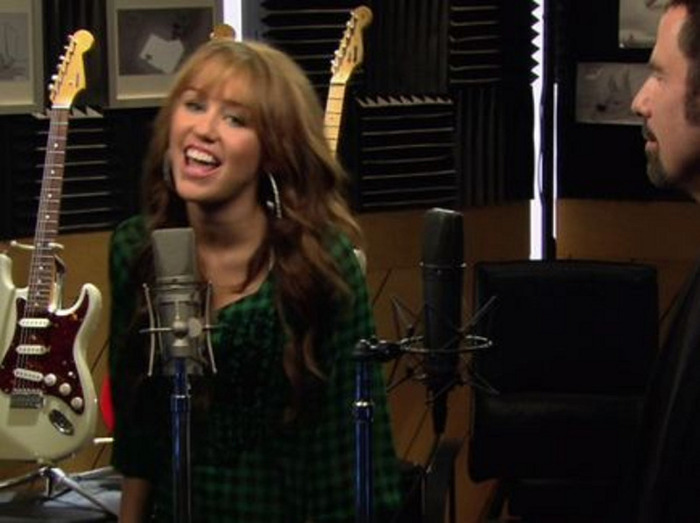 Miley Cyrus (10)