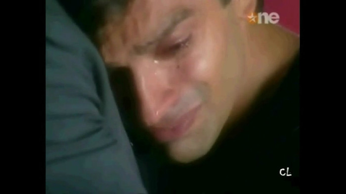 40 - DILL MILL GAYYE AMMY LOOKZ VERY SAD