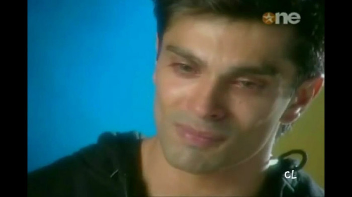 53 - DILL MILL GAYYE AMMY LOOKZ VERY SAD