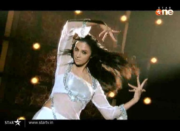 51 - DILL MILL GAYYE KaSh As ArSh Re-Creation Room Shilpa Dances Kapz