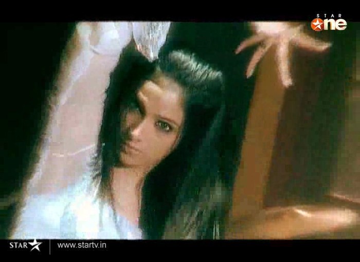 56 - DILL MILL GAYYE KaSh As ArSh Re-Creation Room Shilpa Dances Kapz