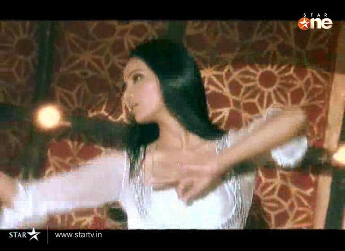 61 - DILL MILL GAYYE KaSh As ArSh Re-Creation Room Shilpa Dances Kapz