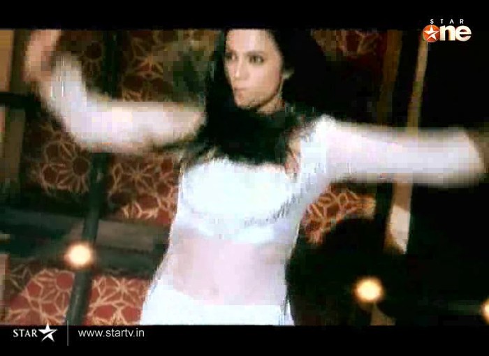 68 - DILL MILL GAYYE KaSh As ArSh Re-Creation Room Shilpa Dances Kapz