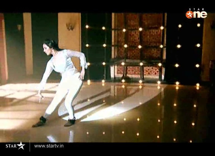70 - DILL MILL GAYYE KaSh As ArSh Re-Creation Room Shilpa Dances Kapz