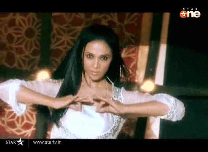 77 - DILL MILL GAYYE KaSh As ArSh Re-Creation Room Shilpa Dances Kapz