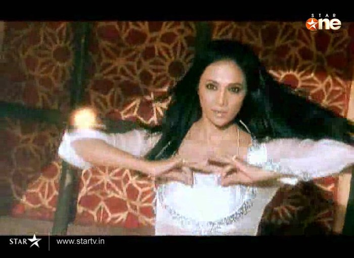 79 - DILL MILL GAYYE KaSh As ArSh Re-Creation Room Shilpa Dances Kapz
