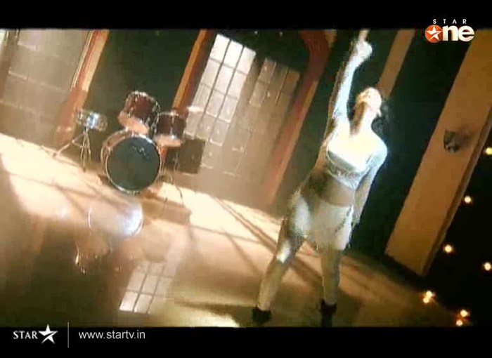 102 - DILL MILL GAYYE KaSh As ArSh Re-Creation Room Shilpa Dances Kapz