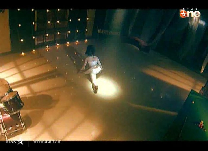 140 - DILL MILL GAYYE KaSh As ArSh Re-Creation Room Shilpa Dances Kapz